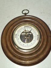 alte Wetterstation mit