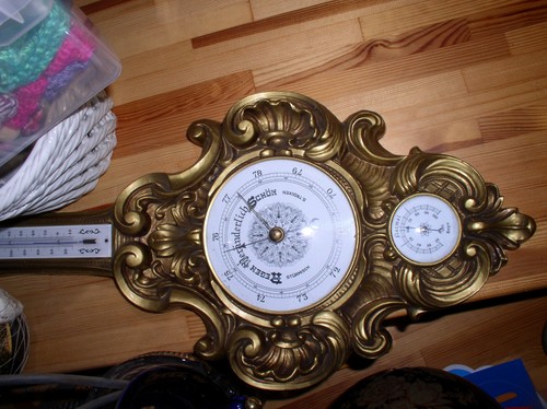 Barometer thermometer - barometer,