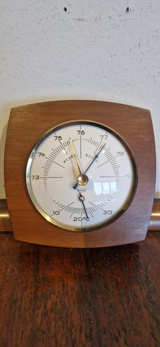 Barometer thermometer - -,