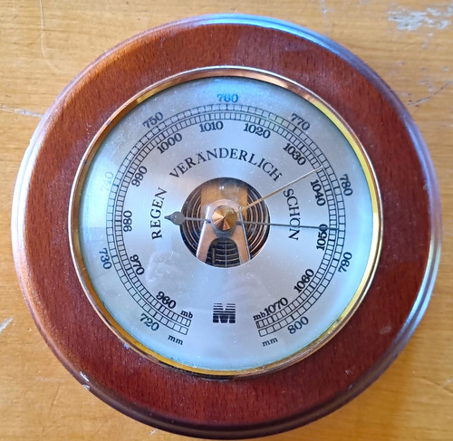 Rundes analoges barometer - rundes,