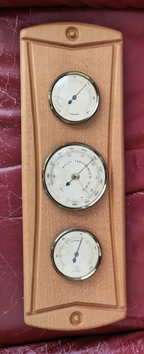Barometer thermometer - -,