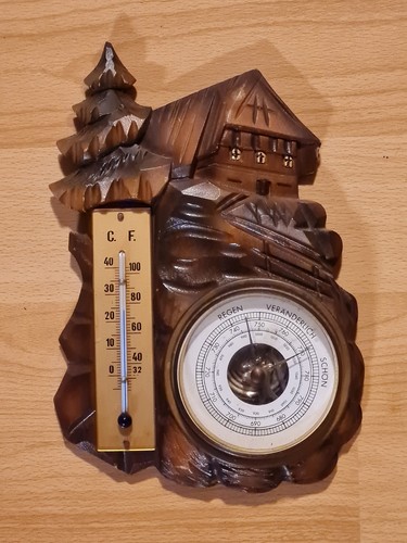 Alte wetterstation aus - aus, holz